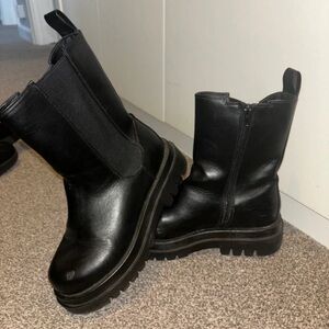 Missguided Black Chunky Ankle Boots